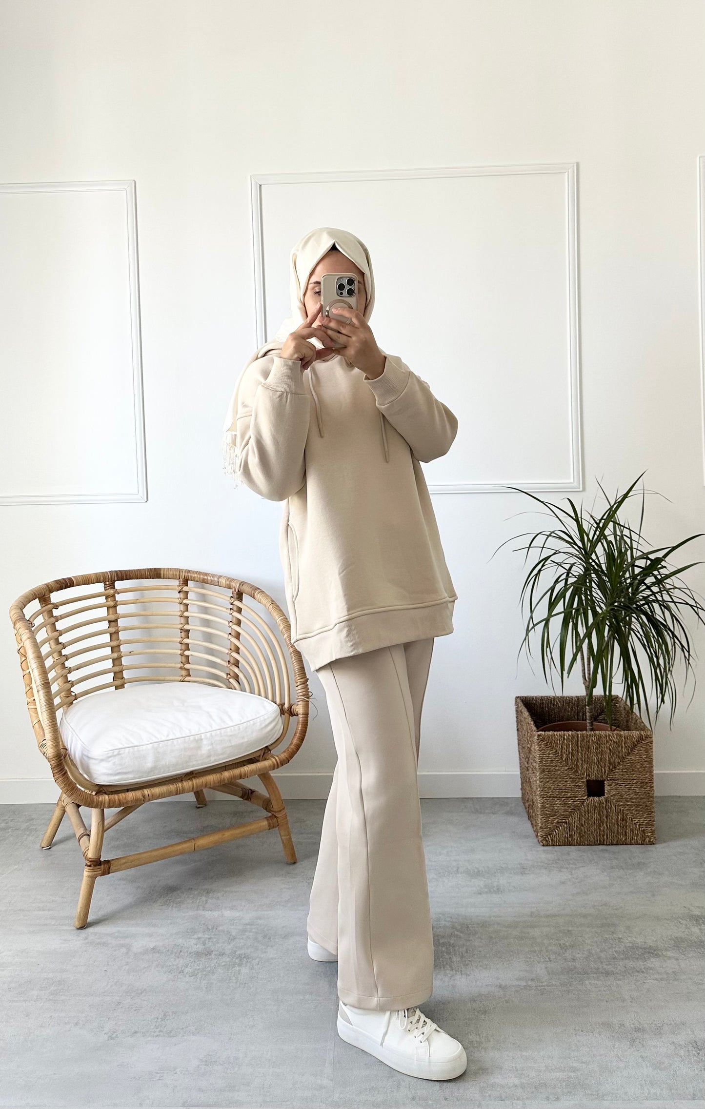 Üç İplikli Şardonlu Sweatshirt